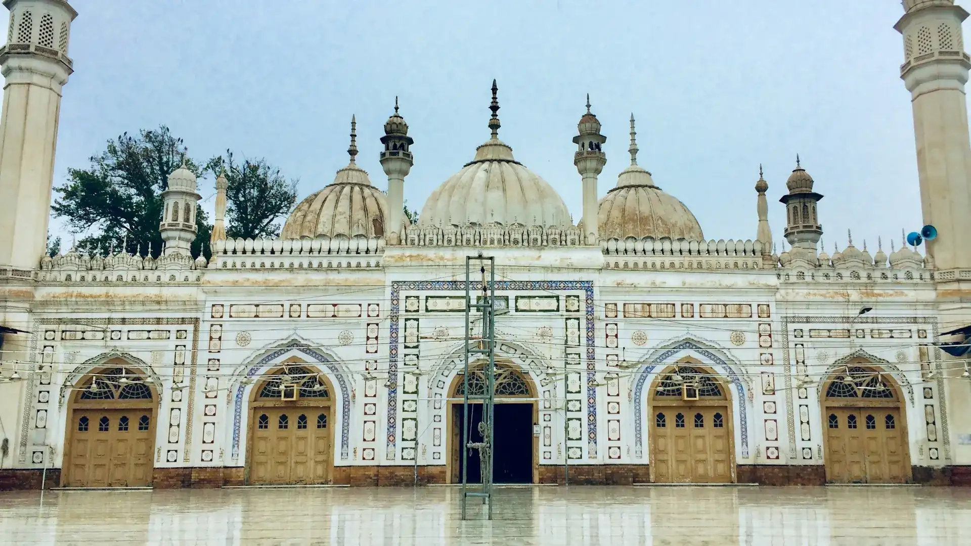 Mahabat Khan Mosque, Peshawar